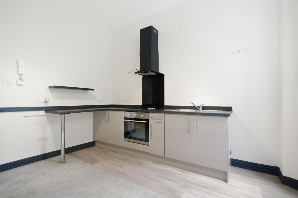 Apartment in Bristol - View 2