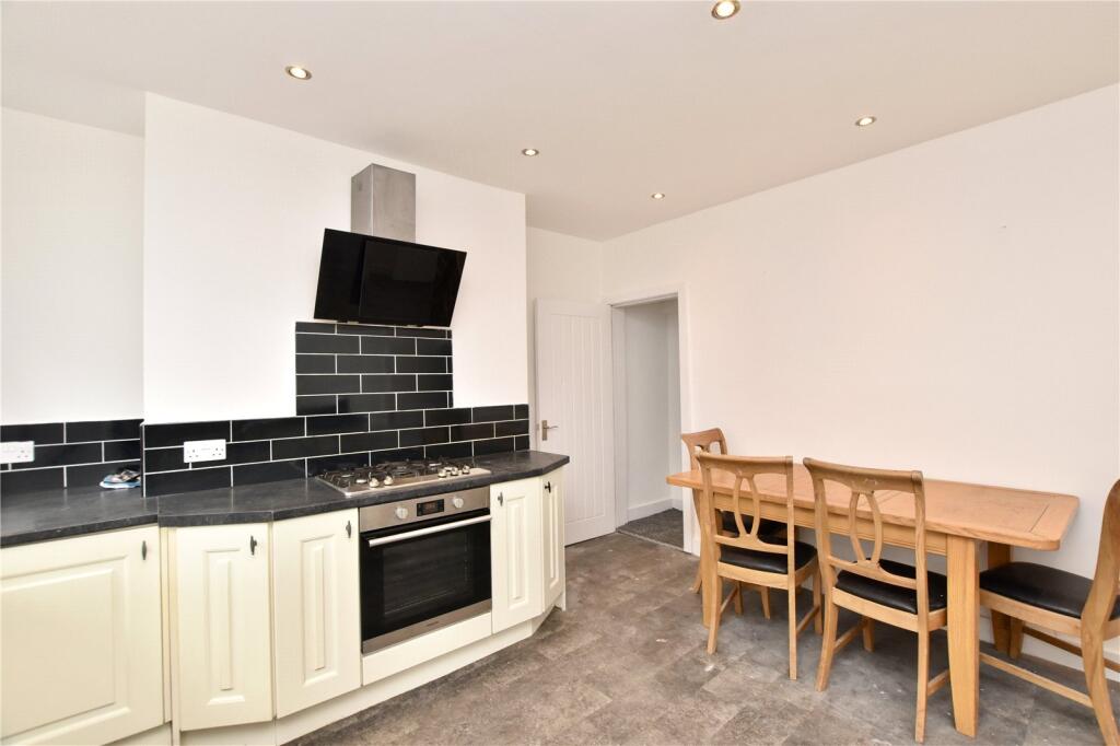 House in Oldham - View 5