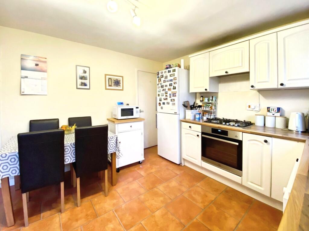 Kilbale Crescent, Banbury, Oxfordshire photo 4
