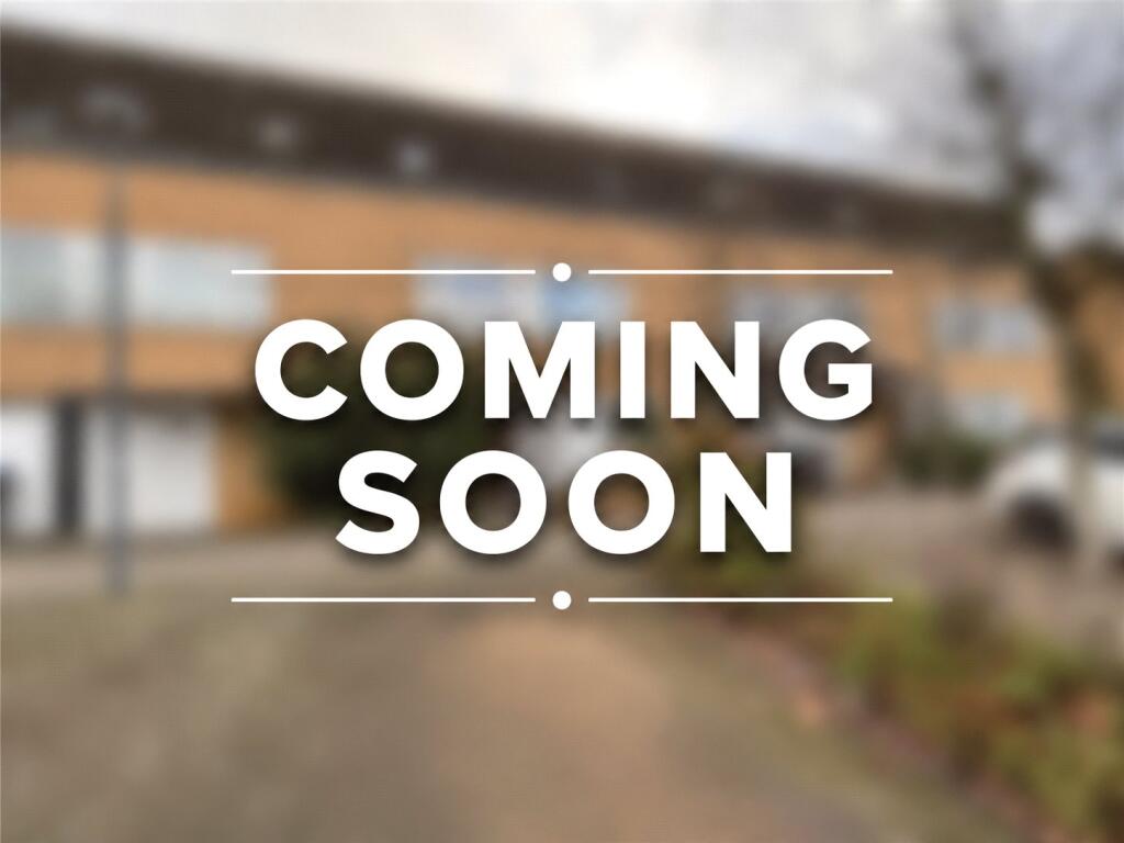 Main image of property: Avebury Boulevard, Milton Keynes, Buckinghamshire, MK9