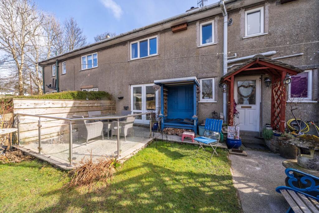 3-bed semi-detached on 22 Beck Nook, Staveley, £285,000