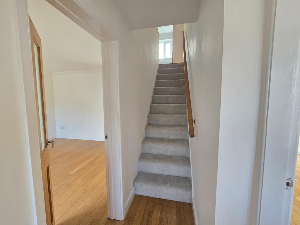 House in Vale of Glamorgan, Sully and Lavernock - View 2