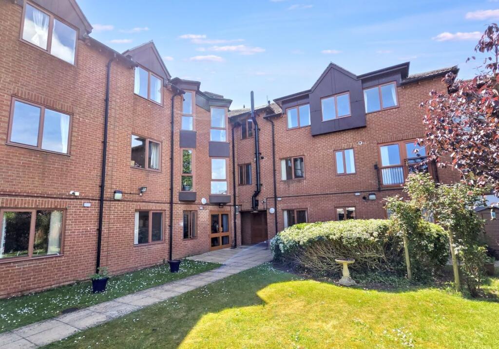 Main image of property: 39 Cathedral Green Court, Crawthorne Road, Peterborough, Cambridgeshire, PE1 4YS