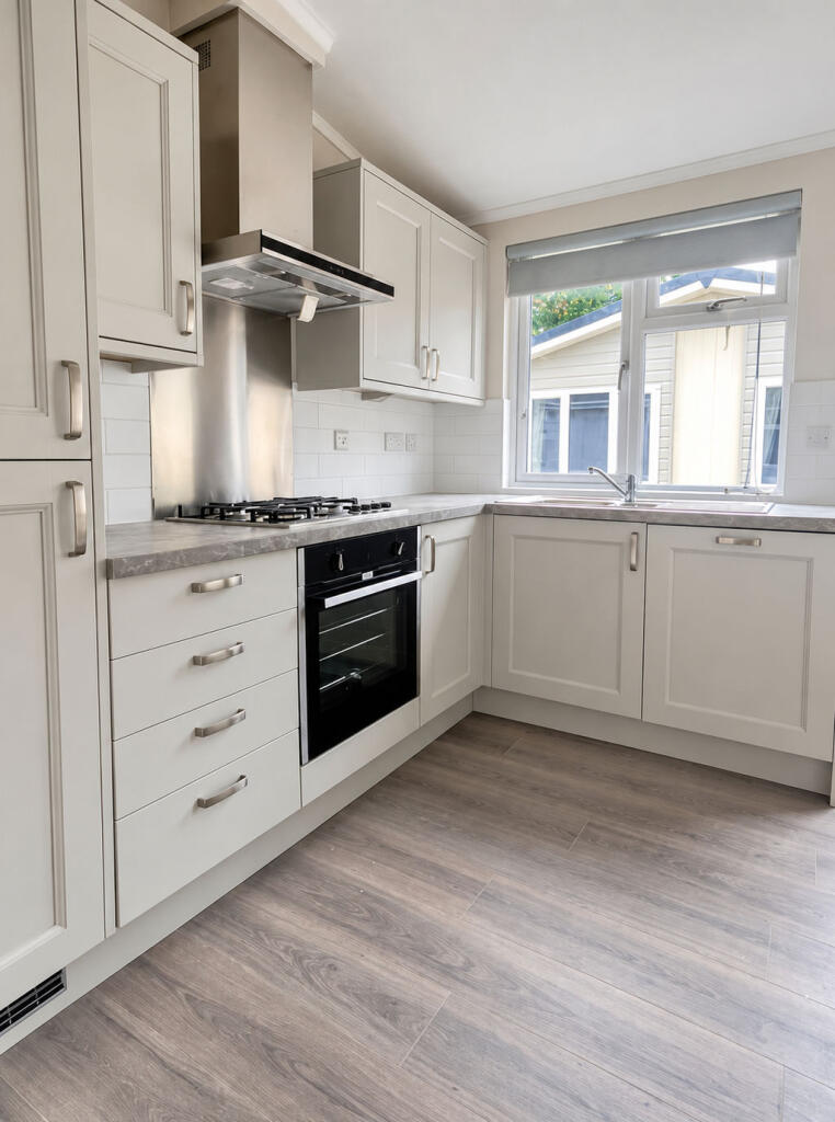 Exciting New Development of Four Residential Park Homes photo 4