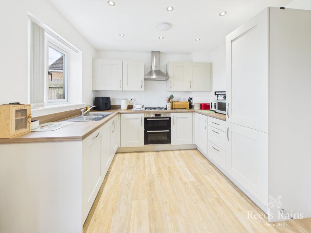 Wagoners Way, East Ayton, Scarborough, North Yorkshire, YO13 photo 3