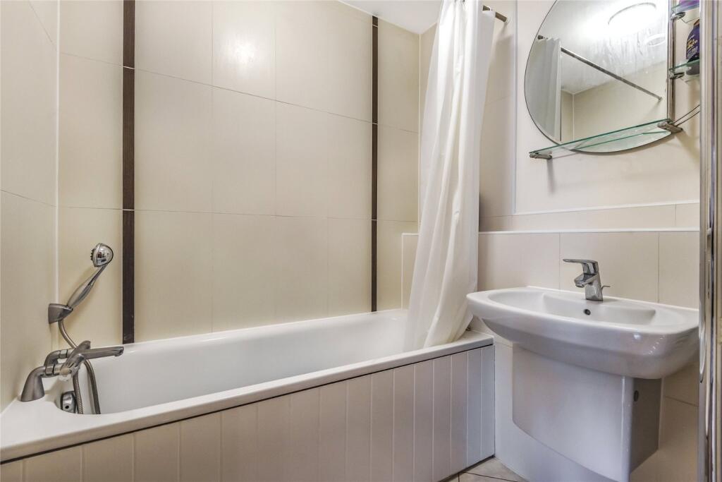 Apartment in Reading - More