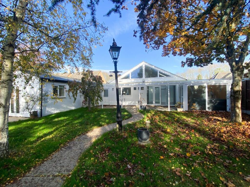 Main image of property: St. Neots Road, Hardwick, Cambridge