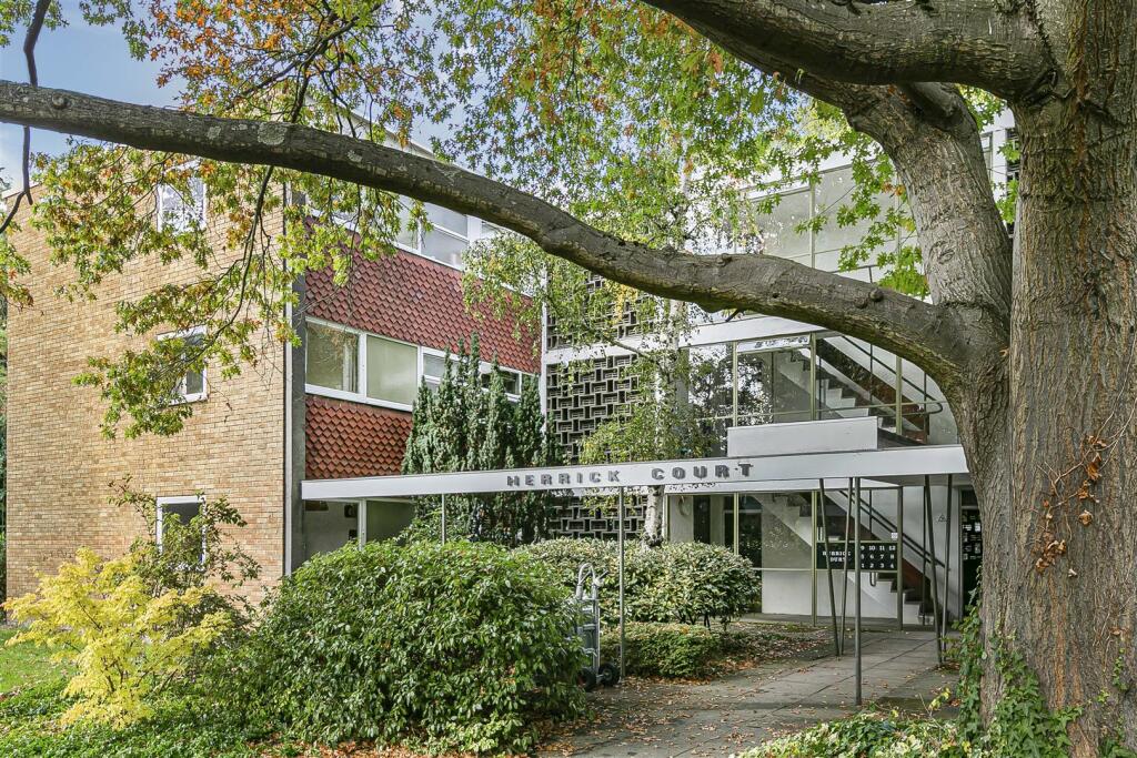 Main image of property: Parkleys, Ham