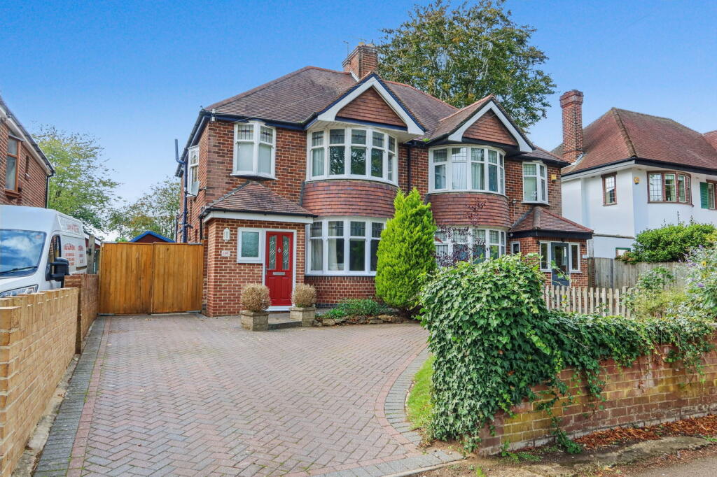 Main image of property: Oxford Road, Banbury