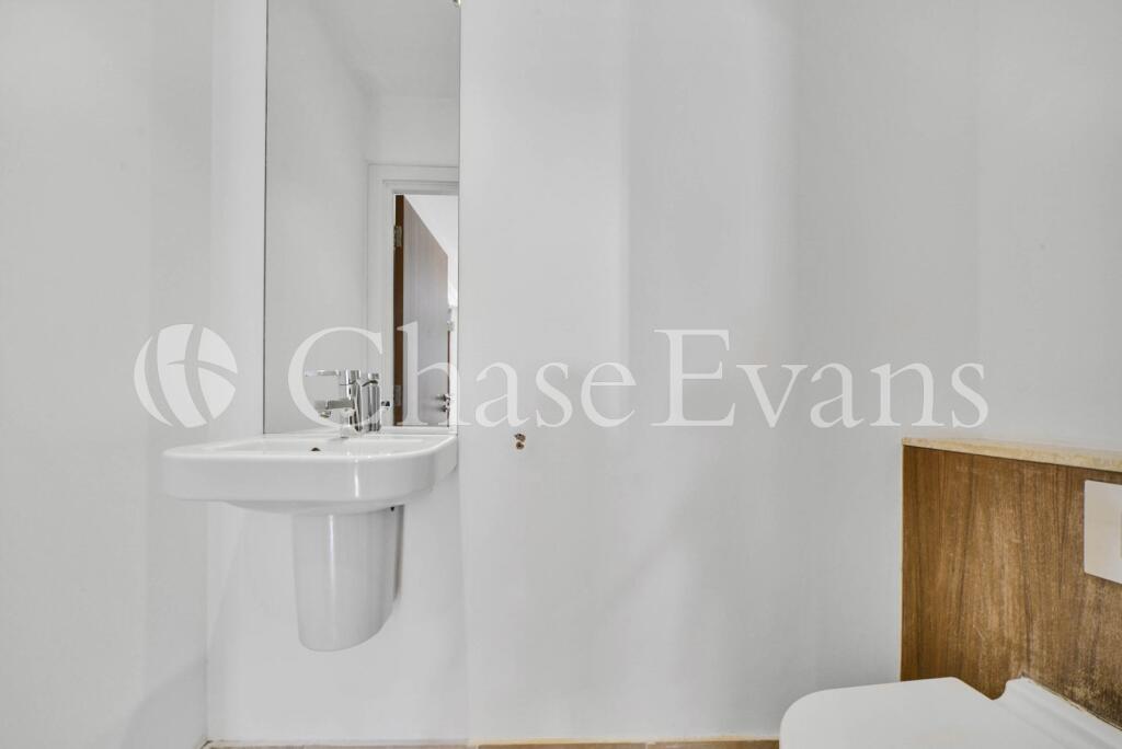 4 bedroom terraced house for rent