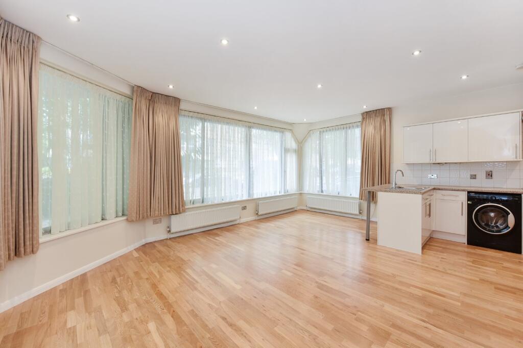 Apartment in London - View 3