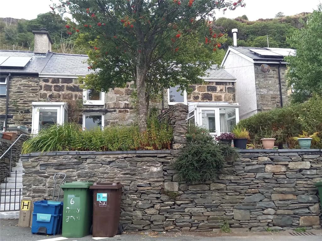 Main image of property: Pen Y Bryn, Tanygrisiau, Blaenau Ffestiniog, Gwynedd, LL41