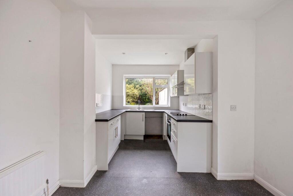 House in Hove, West Blatchington - More