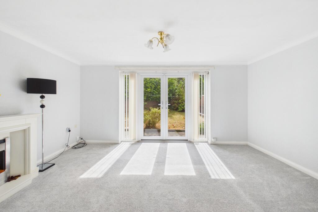 House in Sheffield, South Yorkshire - View 4