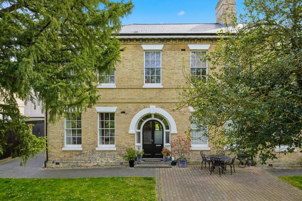 Main image of property: Flagstaff Road, Colchester, Essex, CO2