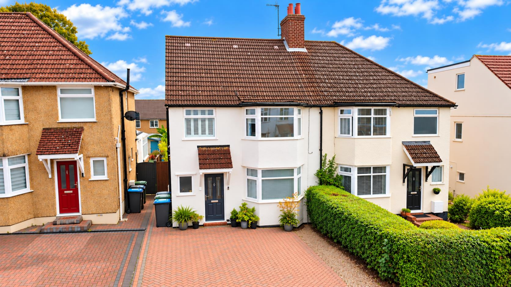 Main image of property: Corner Hall, Hemel Hempstead, HP3
