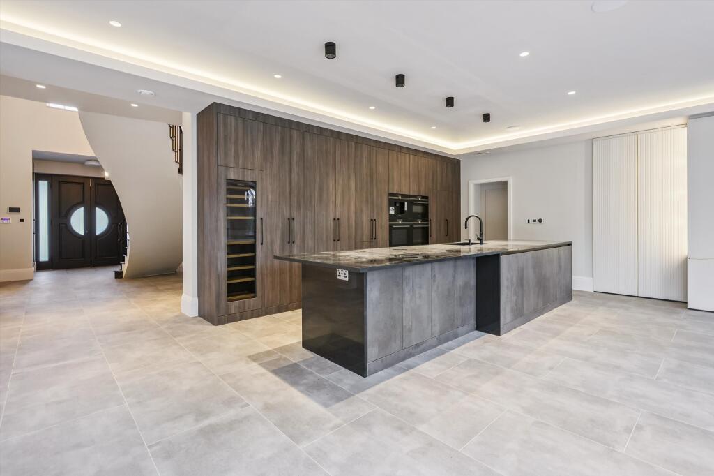 House in Kingston upon Thames - View 3