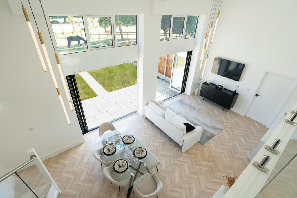 2-bed terraced on Luxury Homes - Brentwood, Essex, £500,000