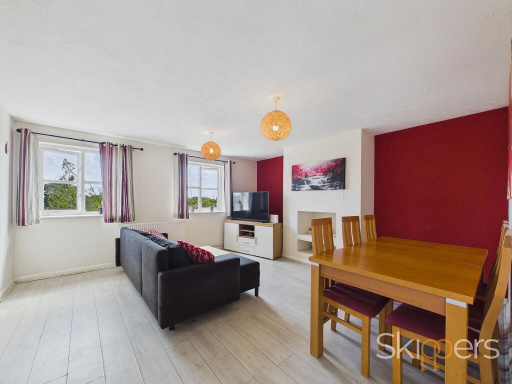 Apartment in Tonbridge - More