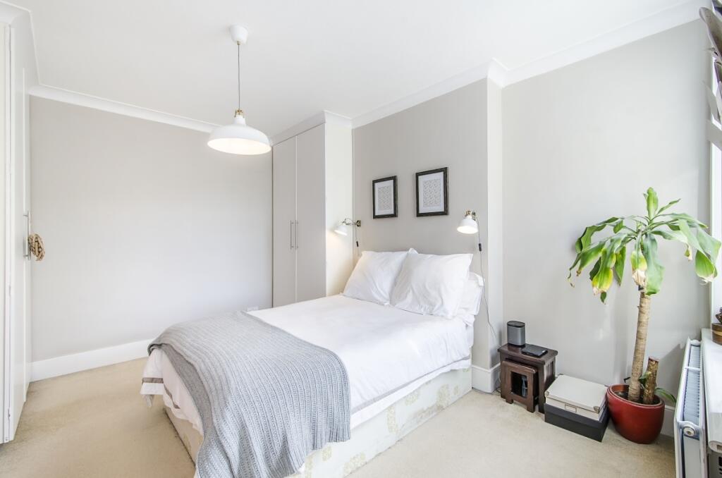 Apartment in London - View 4