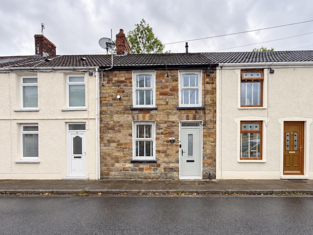 2-bed terraced on Clive Street, Trecynon, Aberdare, Rhondda Cynon Taf, £142,500