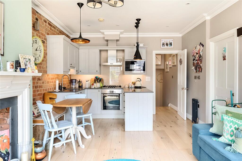 Apartment in London, Crouch Hall Park, Crouch End - View 2