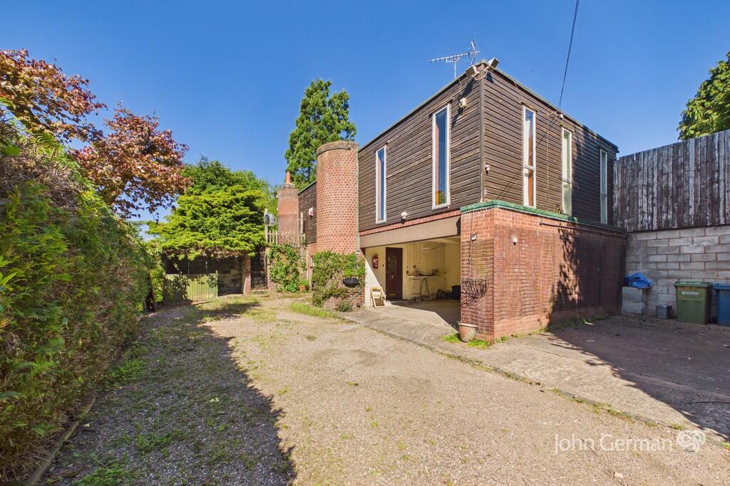 Main image of property: Whitgreave, Stafford
