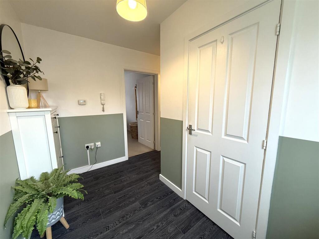 Langley Way, Hawksyard, Rugeley photo 5