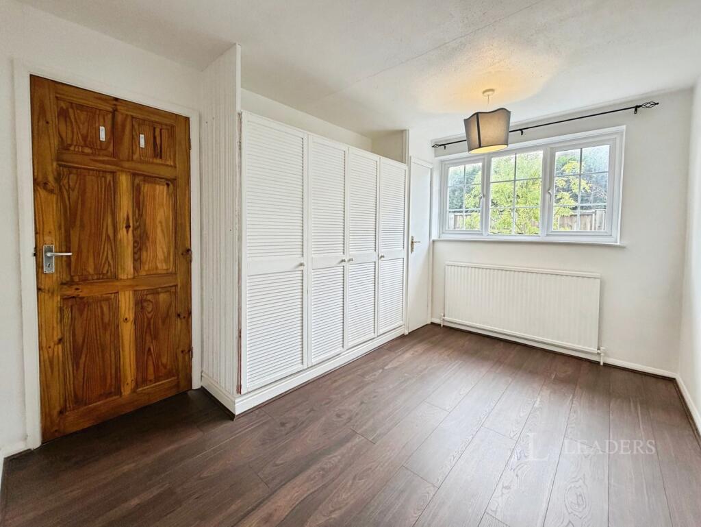 House in Gedling - More