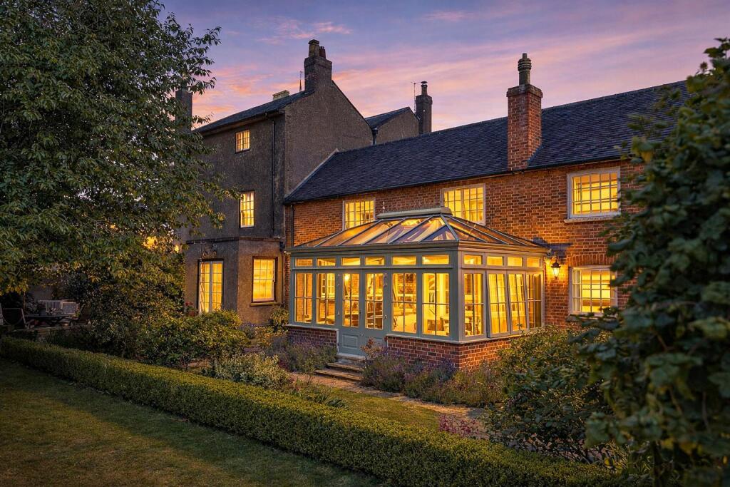 Main image of property: Claremont House, Market Place, Kegworth