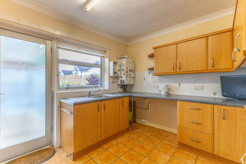 House in Lancaster - View 5