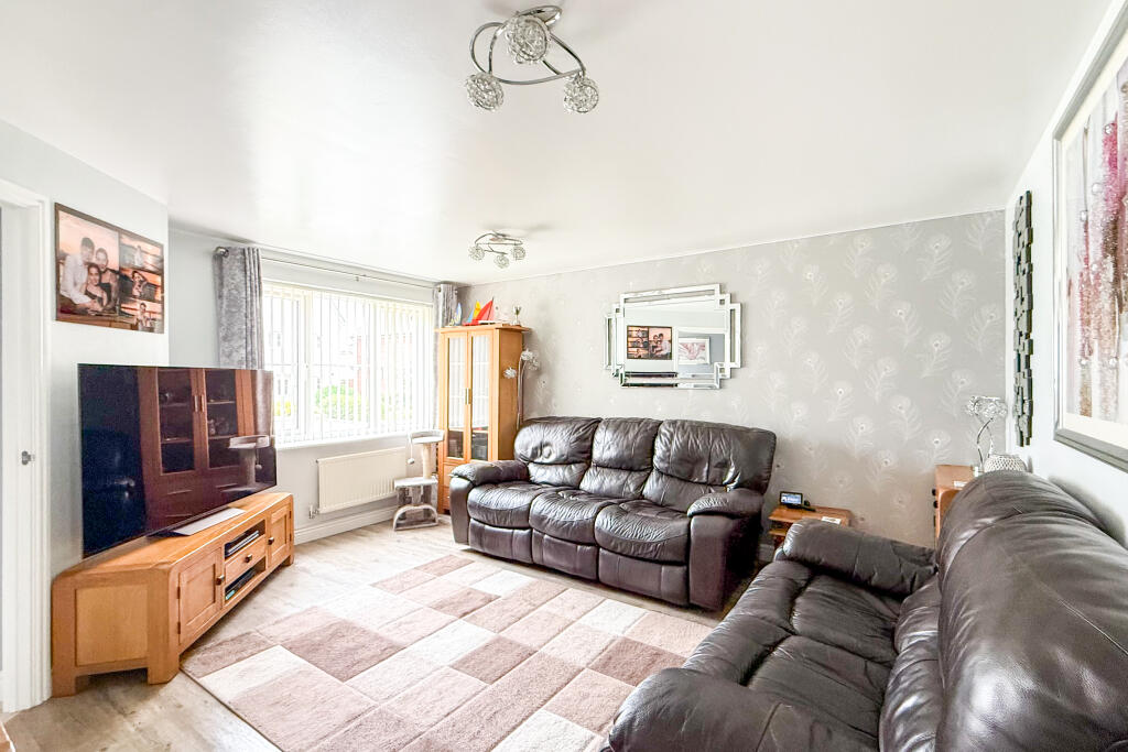 House in Polegate, Bluebells - View 5