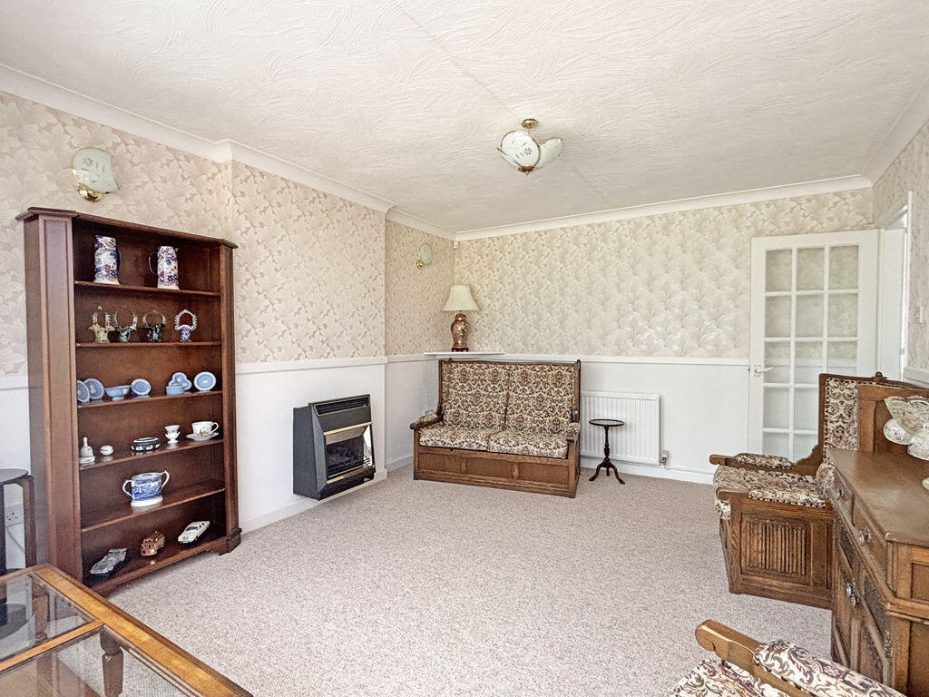 House in Taunton - View 5
