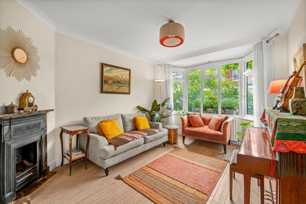 House in London - View 3
