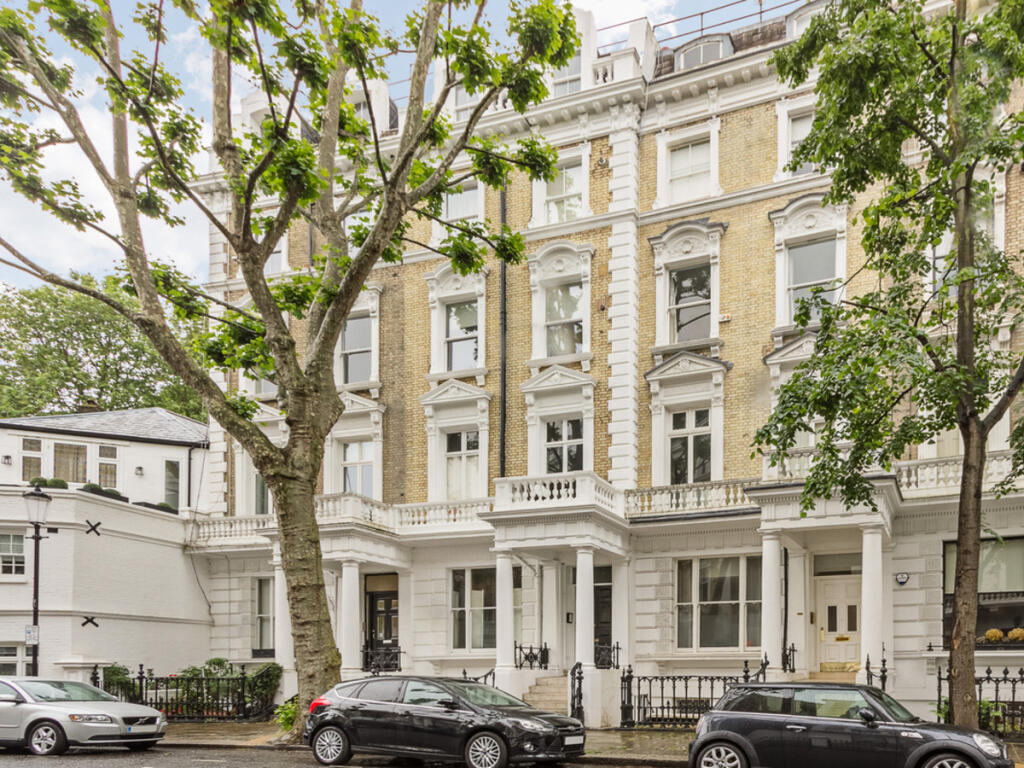 Apartment in London - View 2