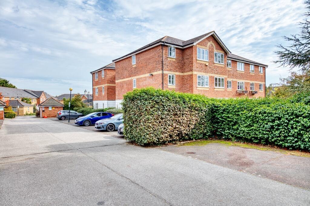 Main image of property: Leigh Hunt Drive, London, N14