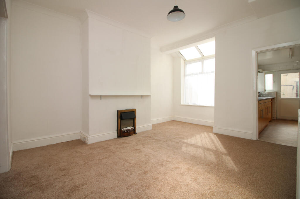House in Wyre, Broadwater, Fleetwood - More