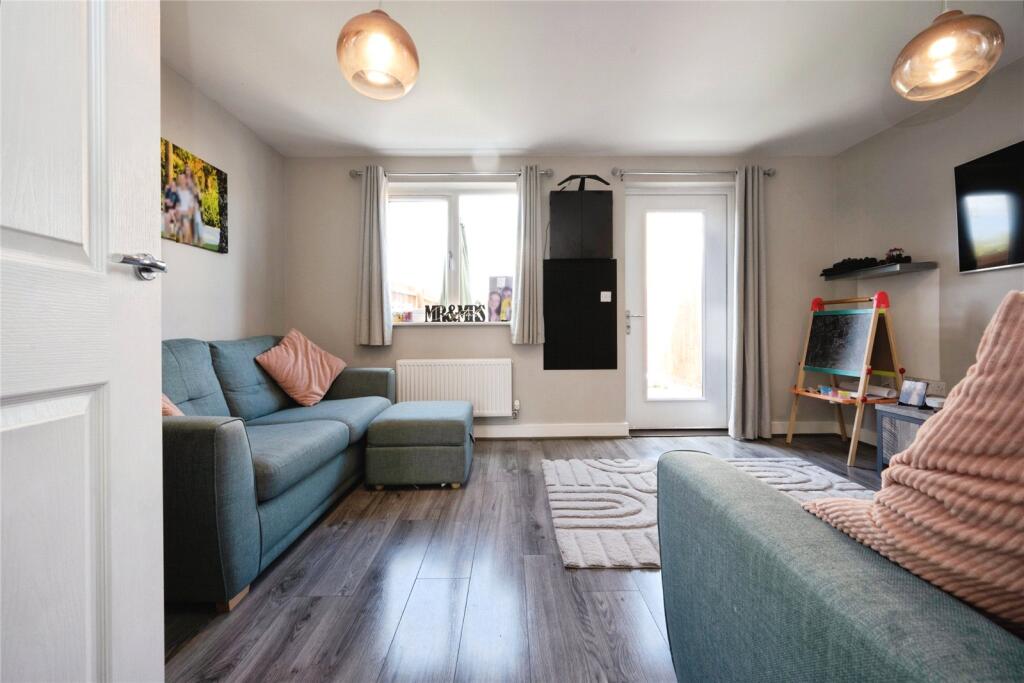 House in Eggington, Hadley Grange, Clipstone - View 4