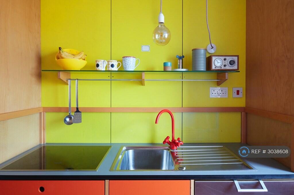 Apartment in London, Globe Town, Bethnal Green - View 2