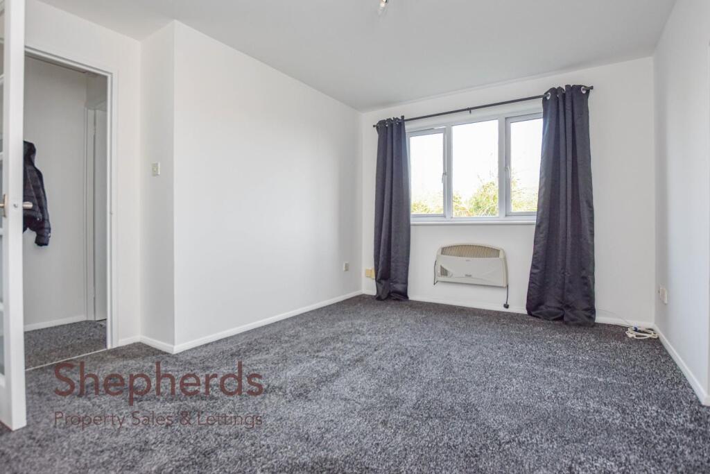 Apartment in Enfield - View 2