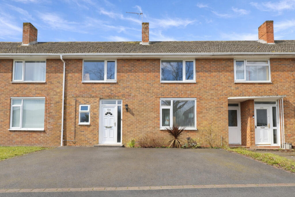 Main image of property: Barrack Road, Christchurch, BH23 2