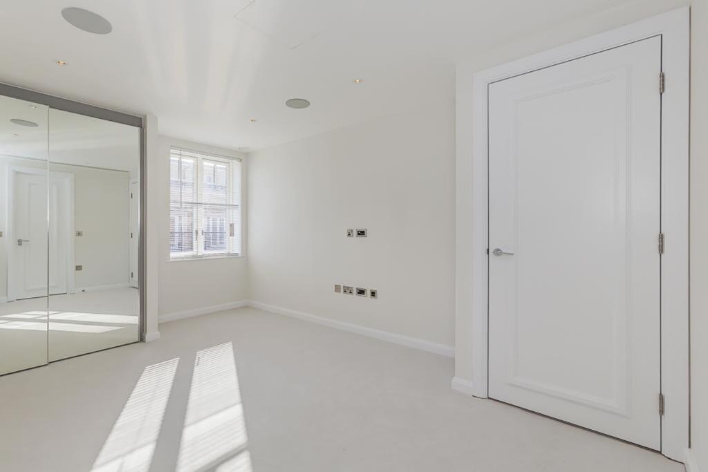 Apartment in London - View 3