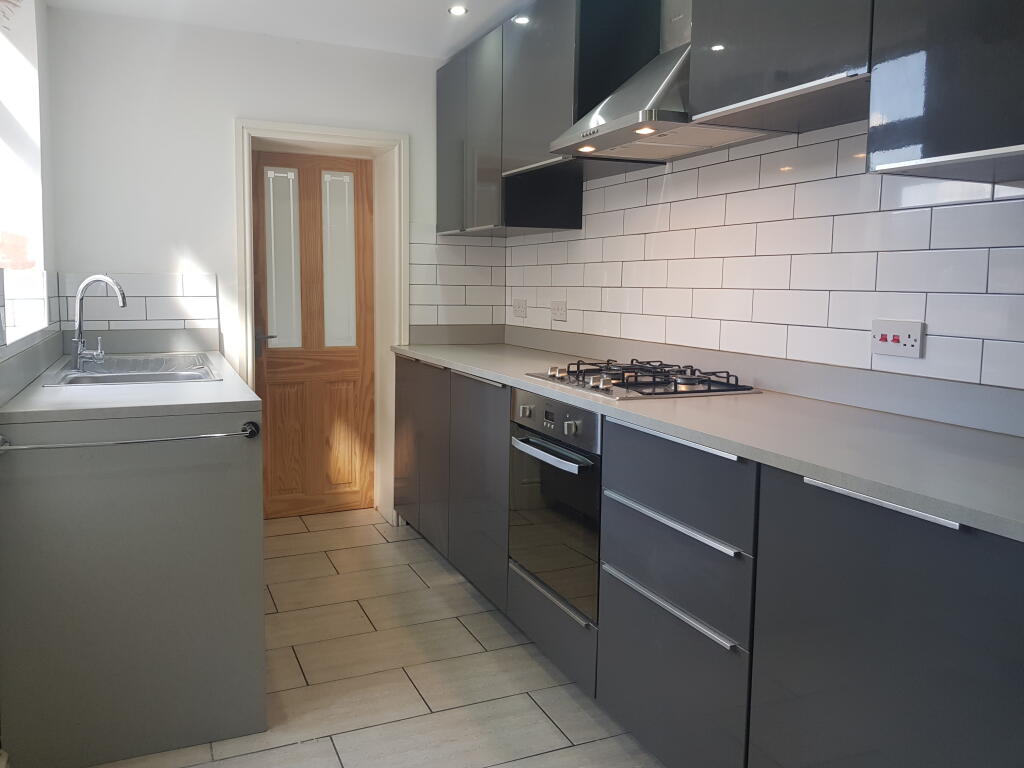 Main image of property: Edge Lane, Droylsden, M43