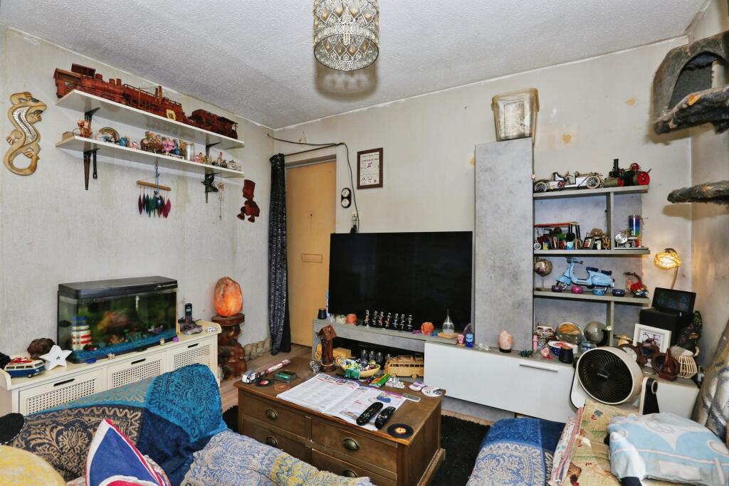 Additional image 3 of Bicknell Gardens, Yeovil