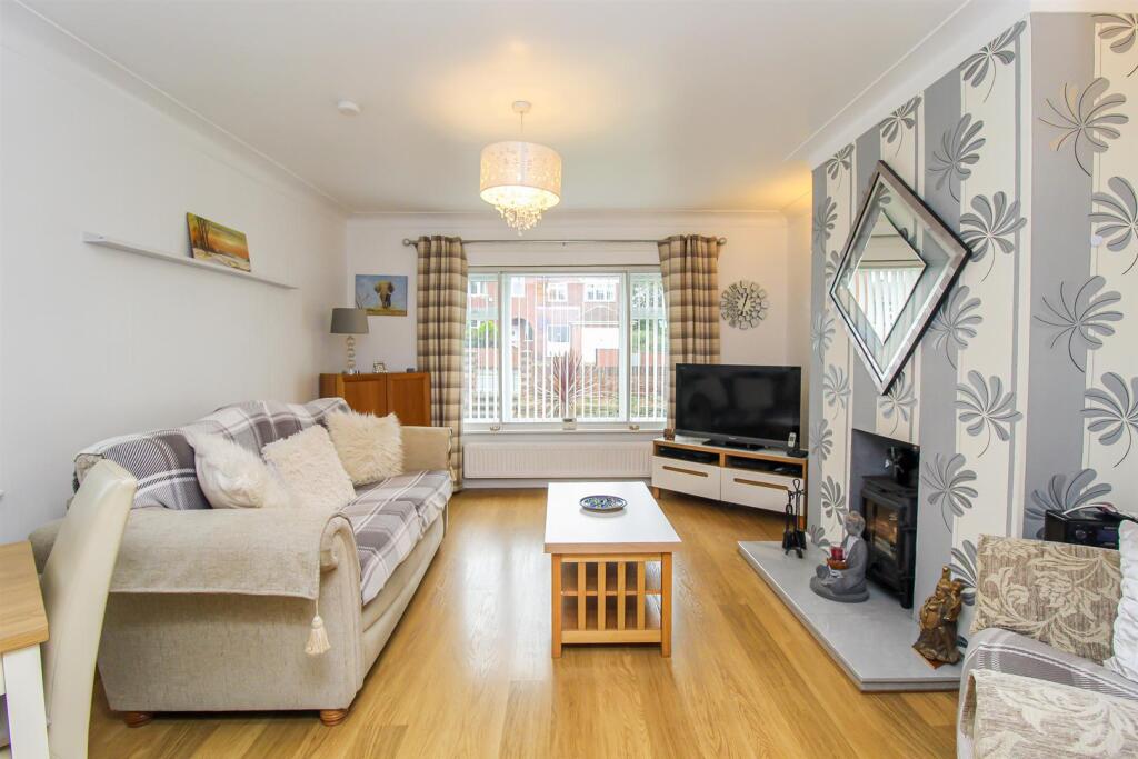 Leeds Road, Wakefield photo 4