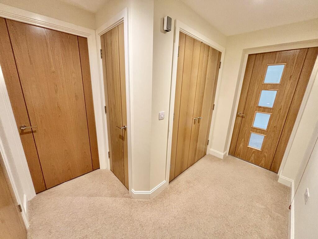 Macaulay Road, Broadstone photo 3