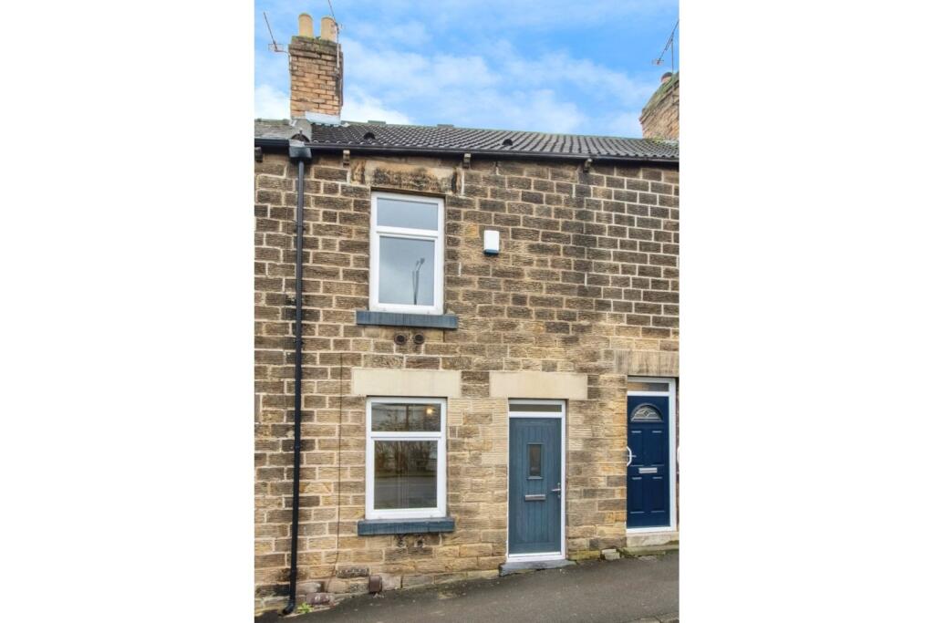 2-bed terraced on Harborough Hill Road, Barnsley, S71, £90,000