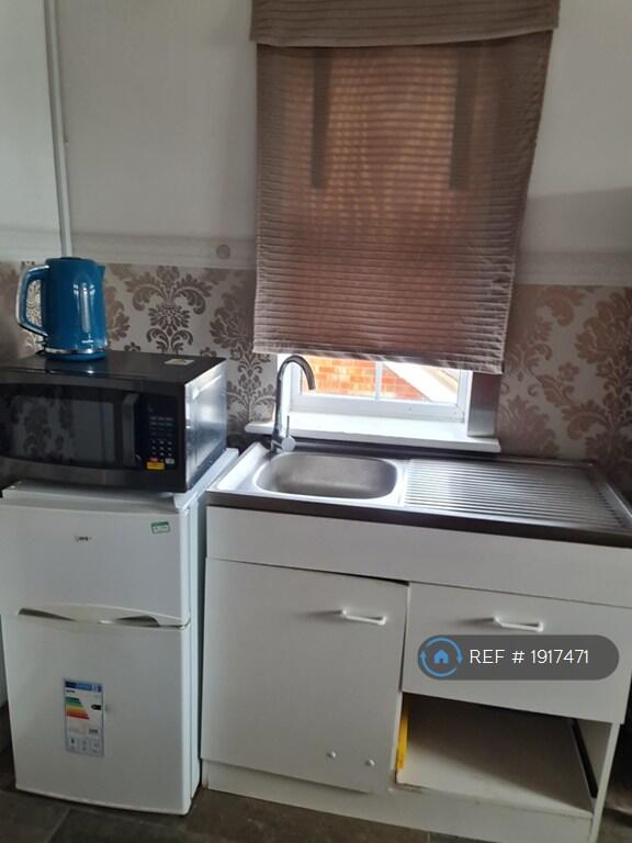 Main image of property: Warwick Way, Dartford, DA1