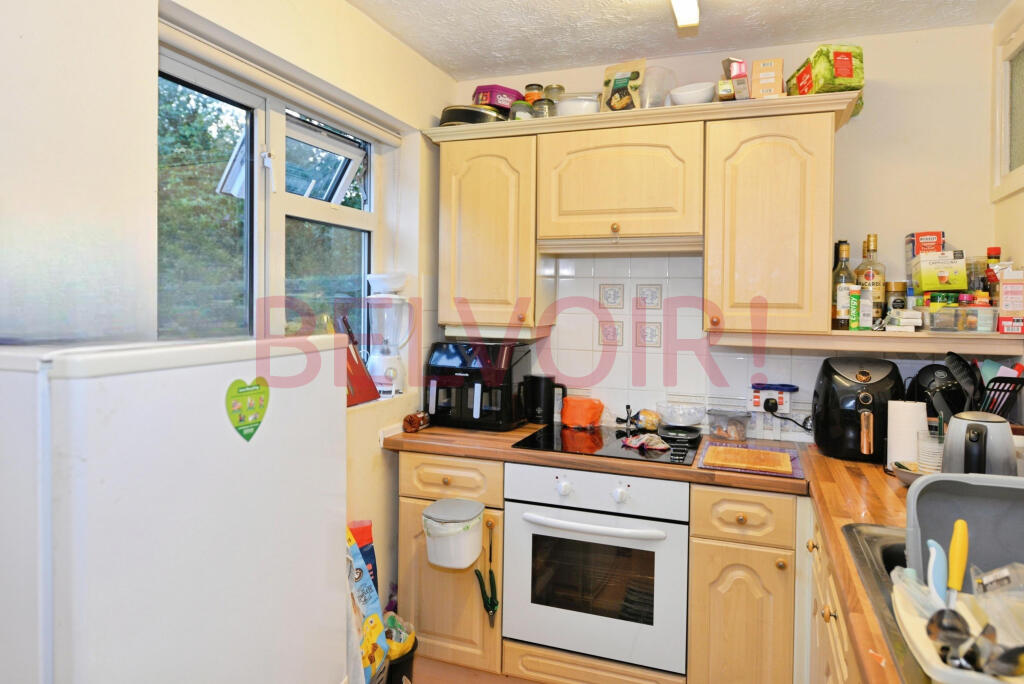 Apartment in Southampton - View 5