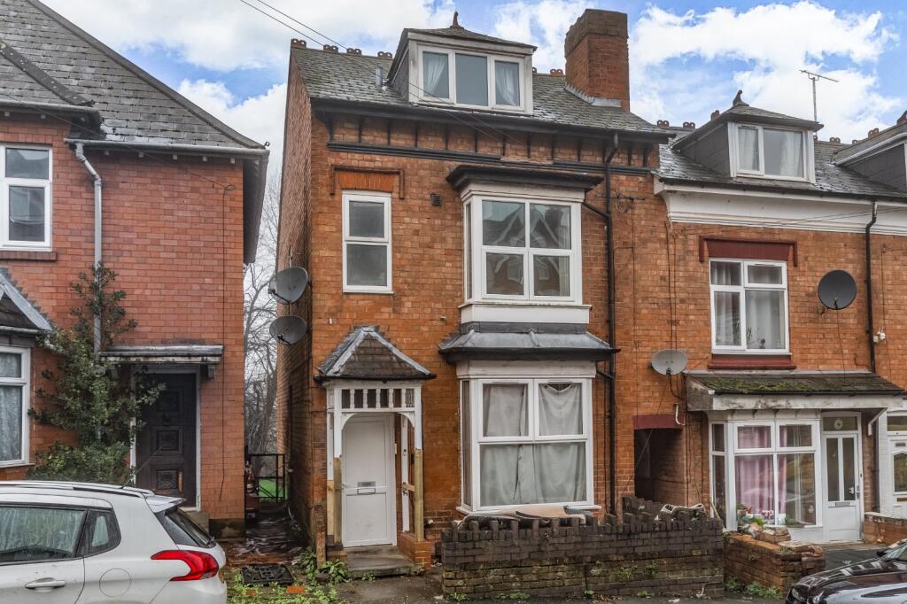 Main image of property: Oakly Road, Southcrest, Redditch, Worcestershire, B97